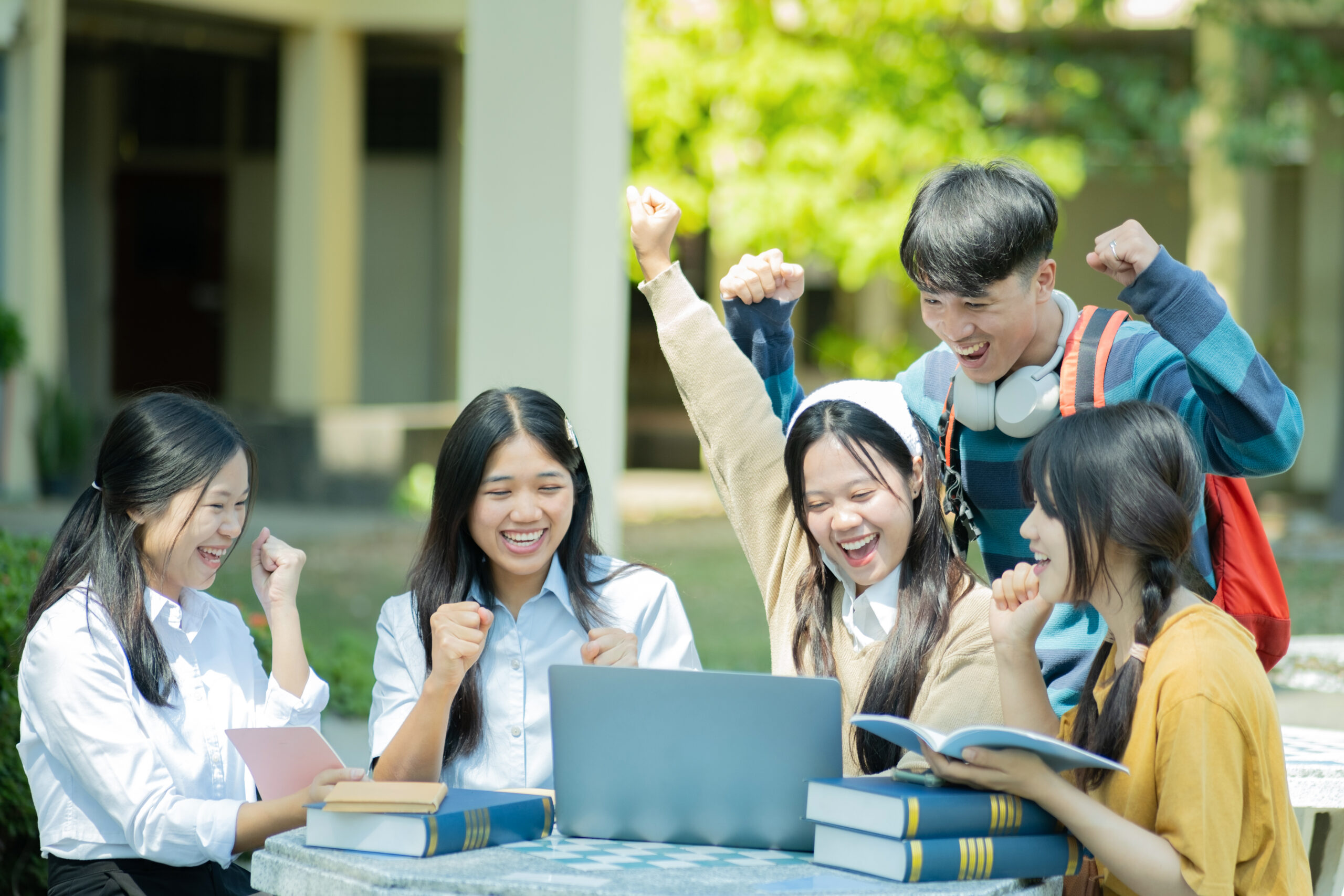 Social Leader Program - SLP | Đội Ngũ Mentor Du Học Uy Tín