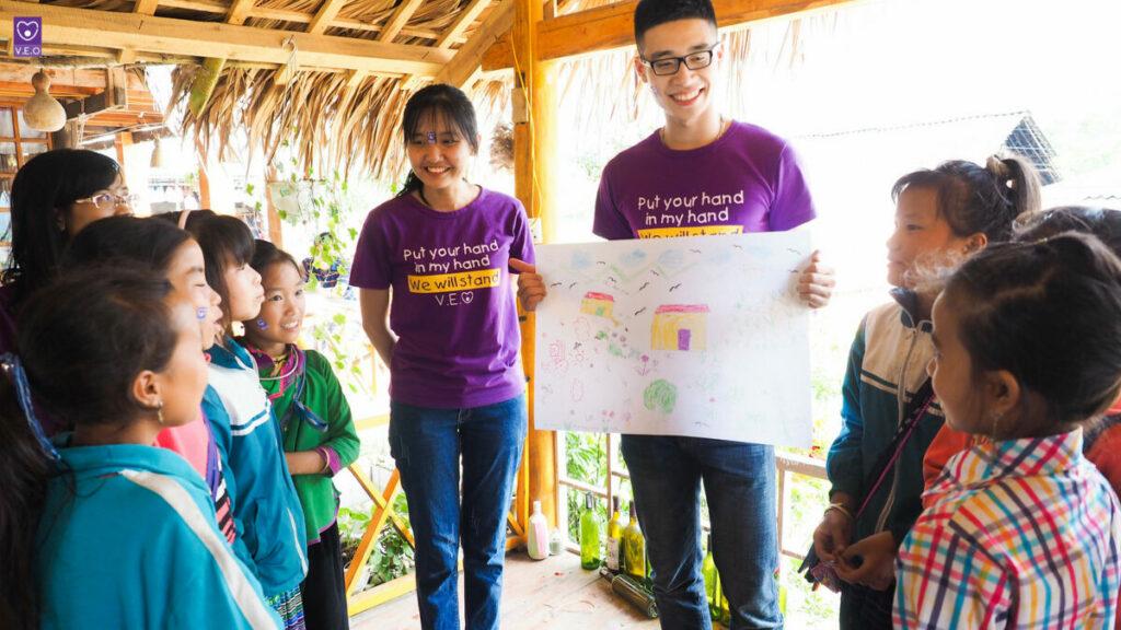 Giành học bổng trường đại học top đầu với hoạt động ngoại khóa và dự án xã hội